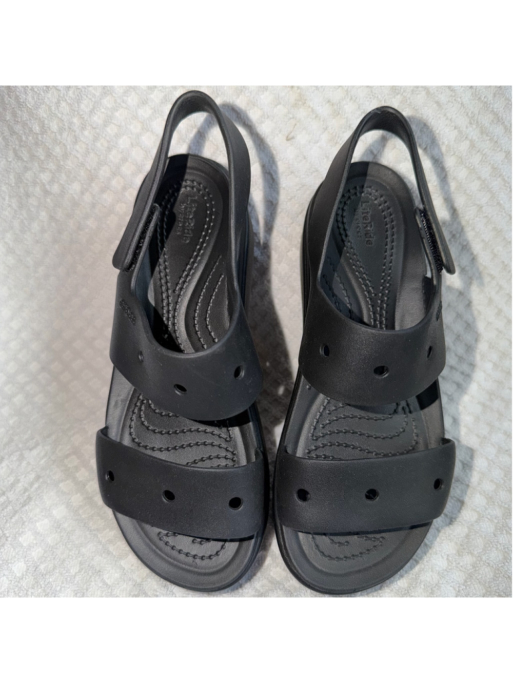 NWOT Women’s Size 5 Crocs LiteRide Brooklyn 4U Low Wedge Platform Sandals Black